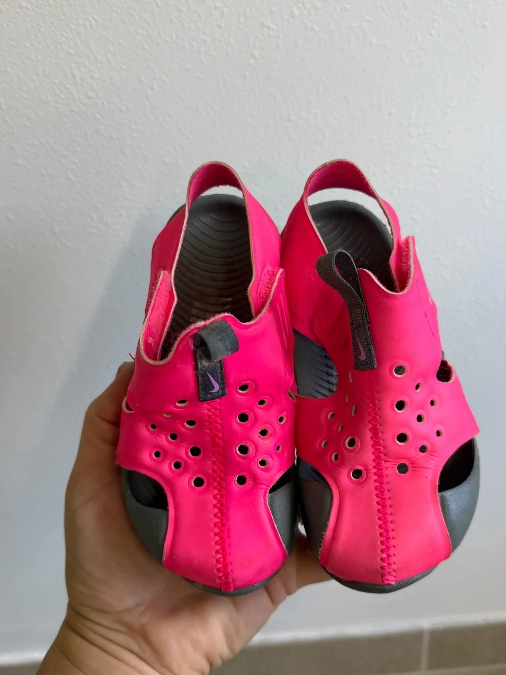 Nike Hot Pink and Gray  Youth Sport Sandals